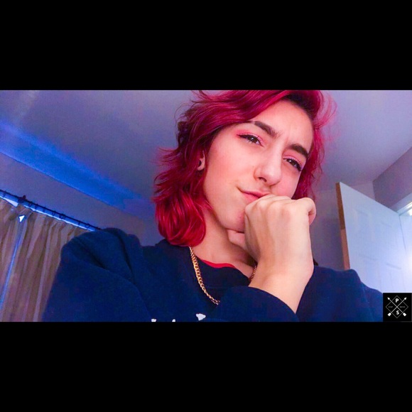 Meet Olivia! Living life for zero waste 💚♻️ - Picture 6 of 6